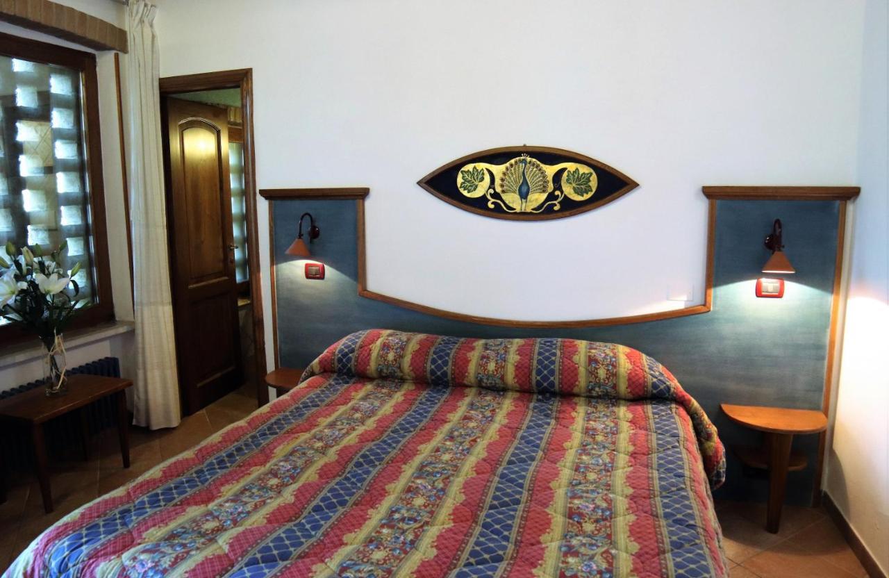 Bed & Breakfast Casale Gregoriano And 2*