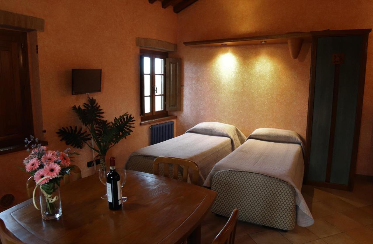 Casale Gregoriano And Bed & Breakfast 2*
